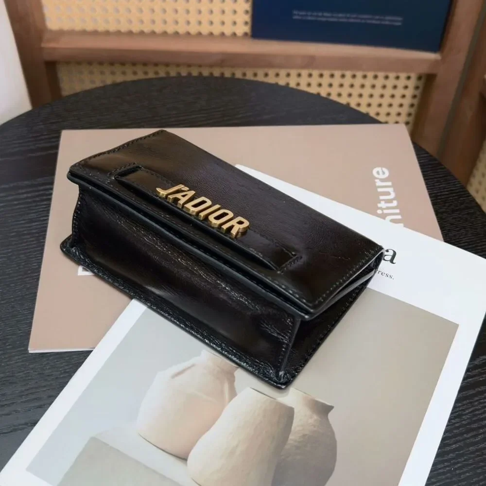 Dior Women Pre-Loved Bag Very Good Condition - Picture 4 of 6